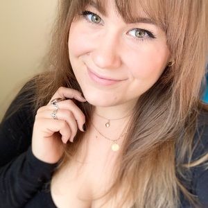 Meet your Posher, Lynda